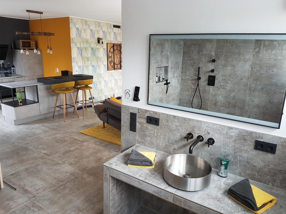 Timeout Lodges - Luxus Fuer Zwei Dudeldorf ภายนอก รูปภาพ
